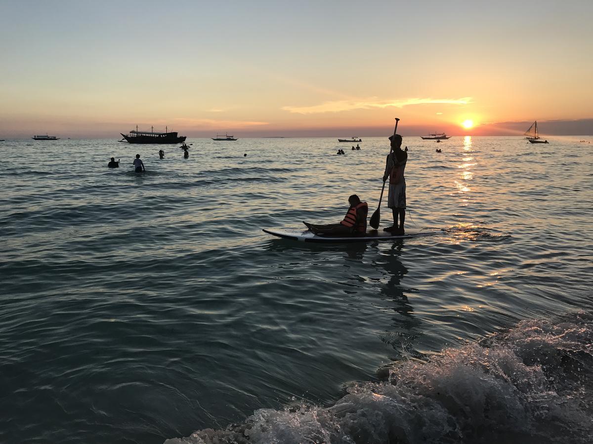 Boracay Beach Club Balabag  Bagian luar foto